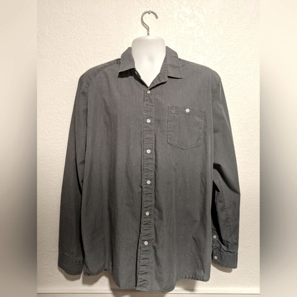 Volcom GUC Men's Gray Button-Up Shirt - Picture 1 of 3